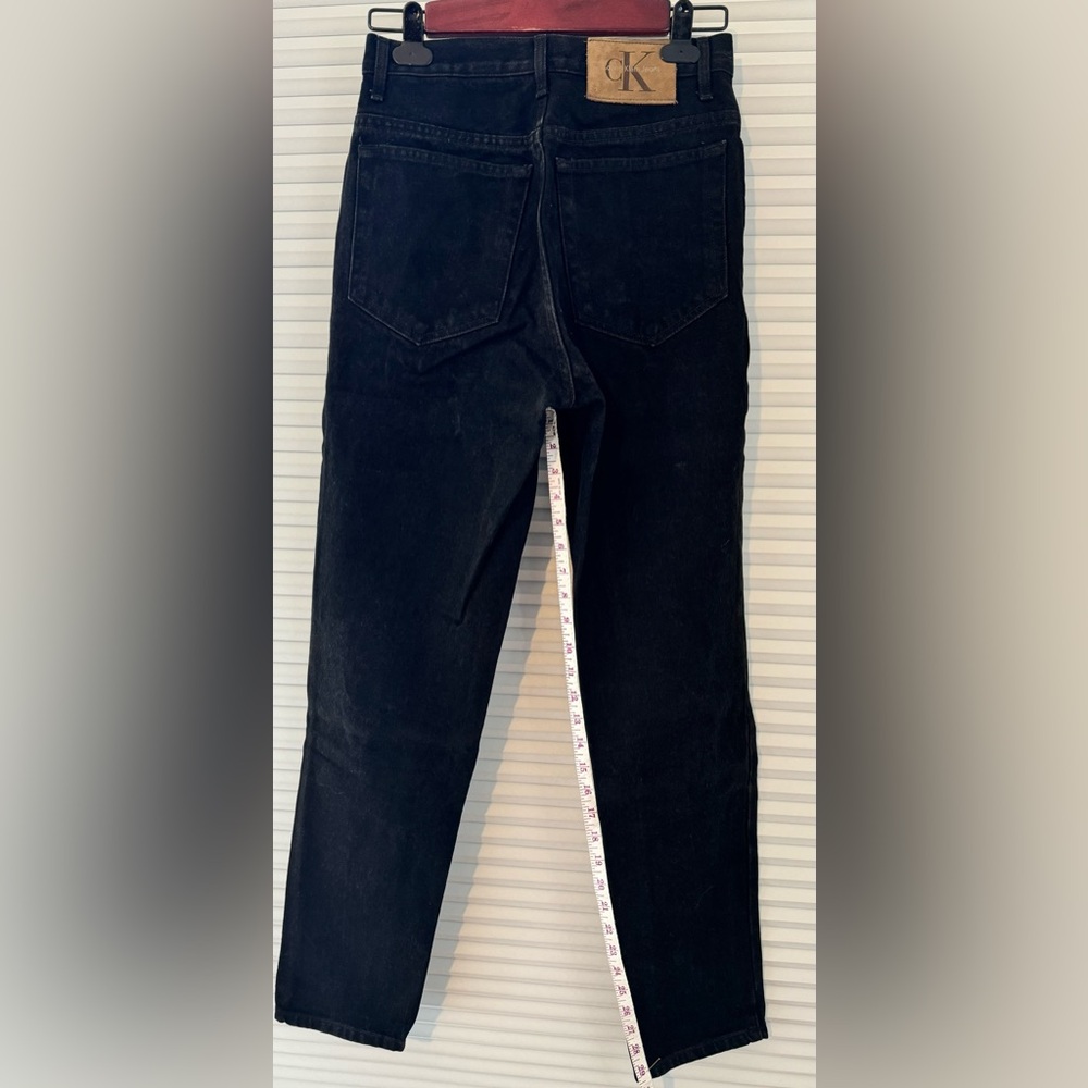 Calvin Klein. 5-pocket 100% cotton black denim jeans.
